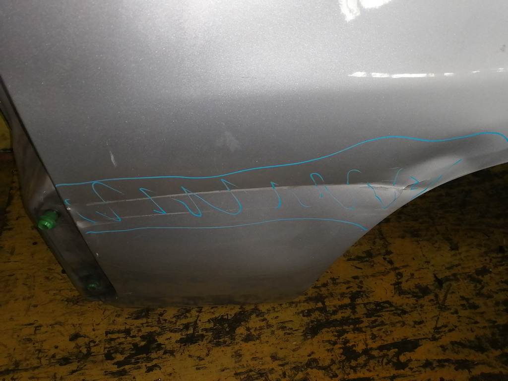 крыло Toyota Probox