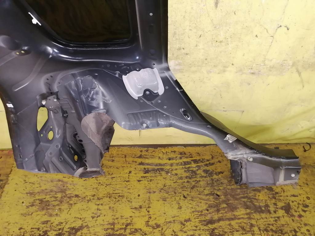 крыло Honda Fit