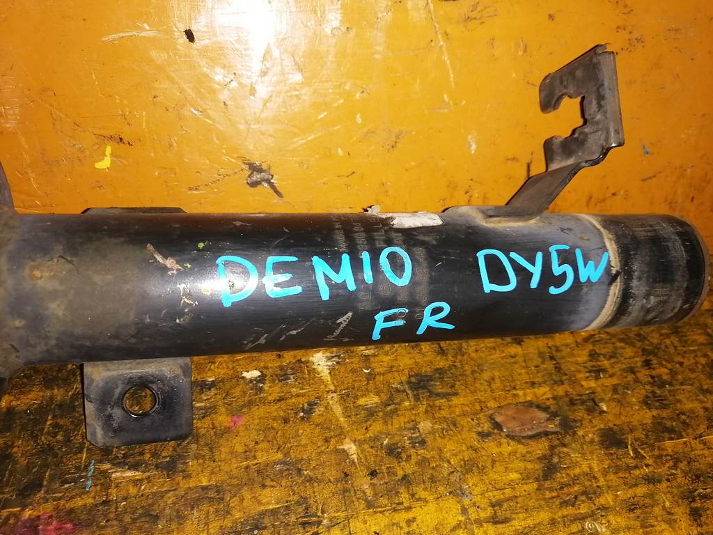 стойка Mazda Demio