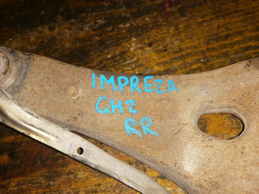 рычаг Subaru Impreza