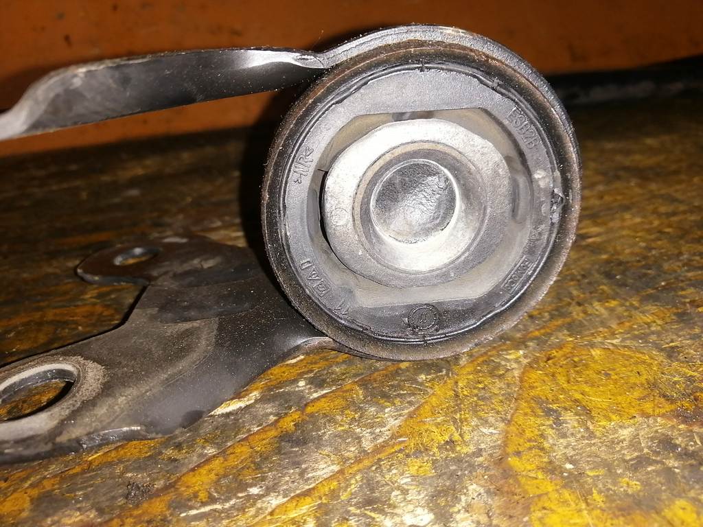 рычаг Mazda Axela