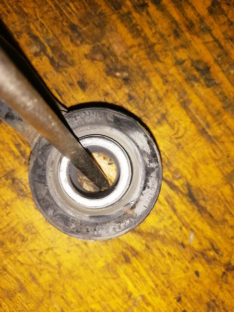 тяга подвески Toyota Probox