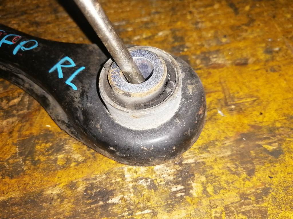 рычаг Mazda Axela