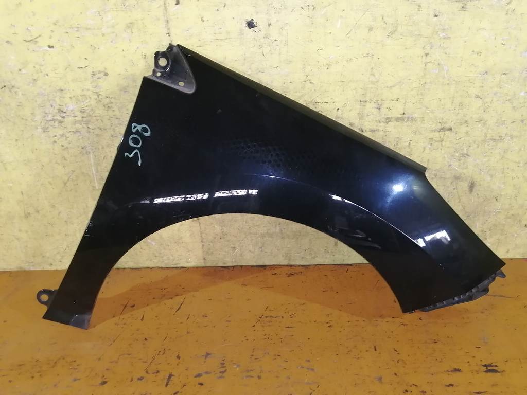 крыло Peugeot 308