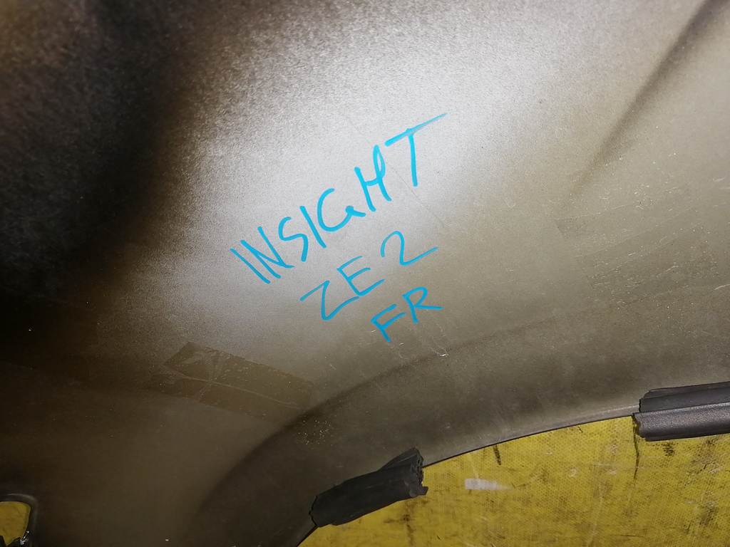 крыло Honda Insight