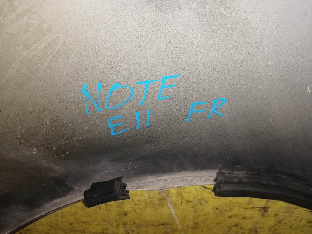 крыло Nissan Note