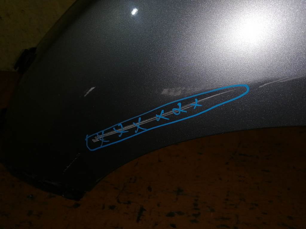 крыло Mazda Axela