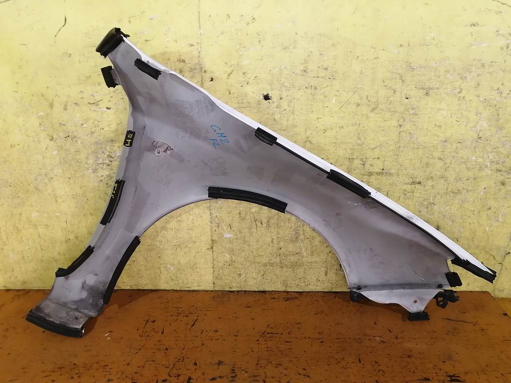 крыло Subaru Impreza