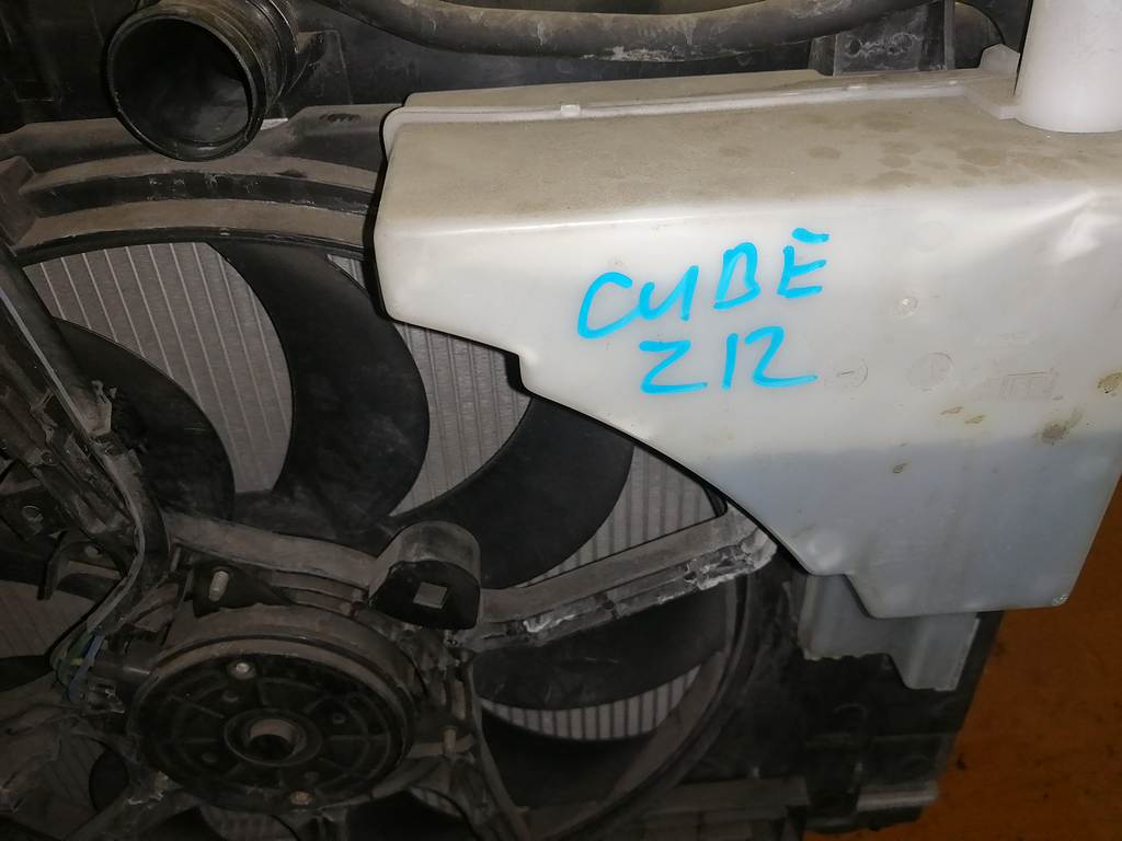 радиатор основной Nissan Cube