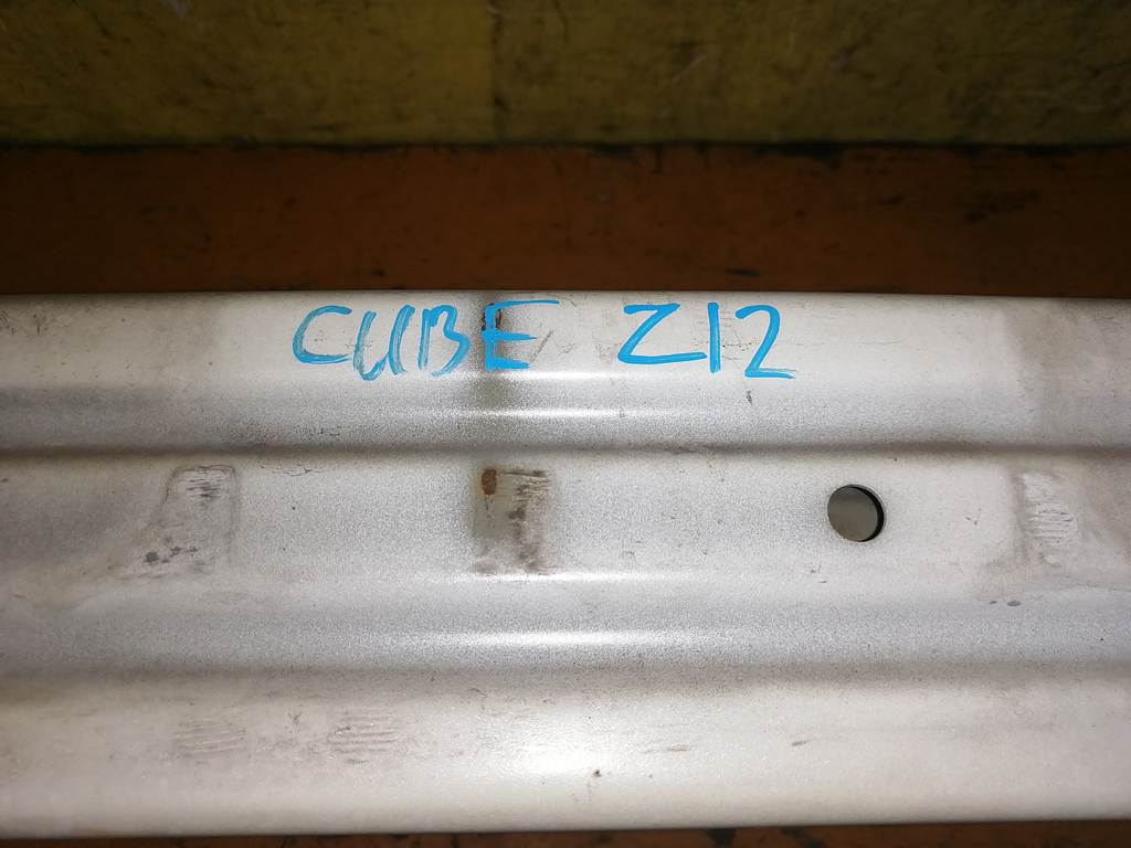 усиление бампера Nissan Cube