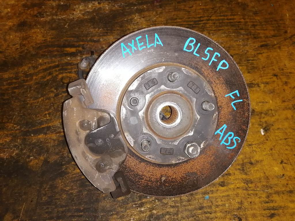 ступица Mazda Axela