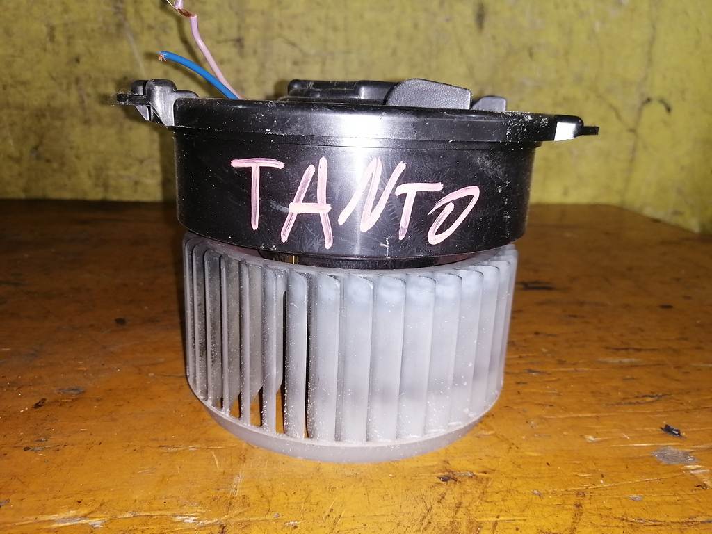 мотор печки Daihatsu Tanto