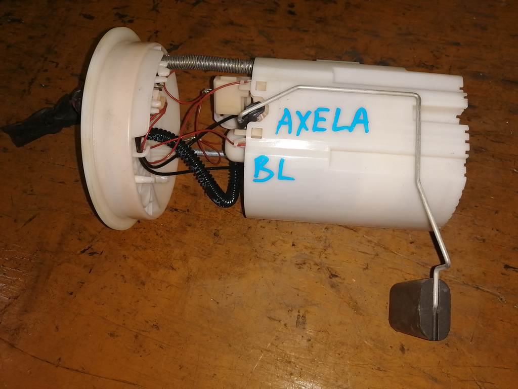 бензонасос Mazda Axela
