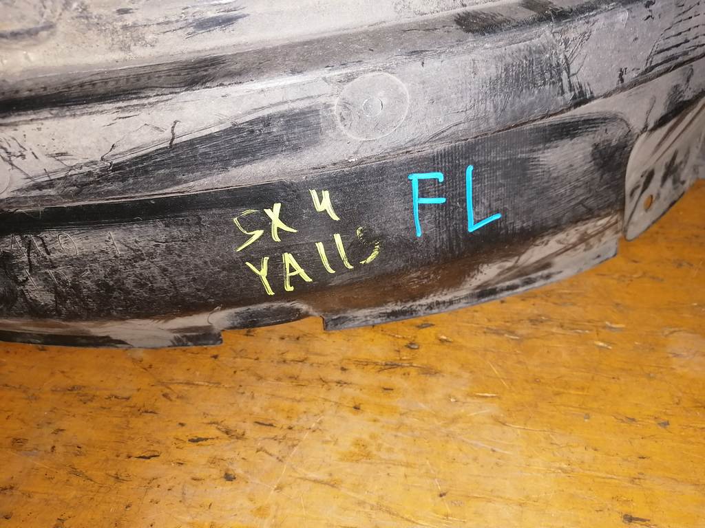 подкрылок Suzuki SX4