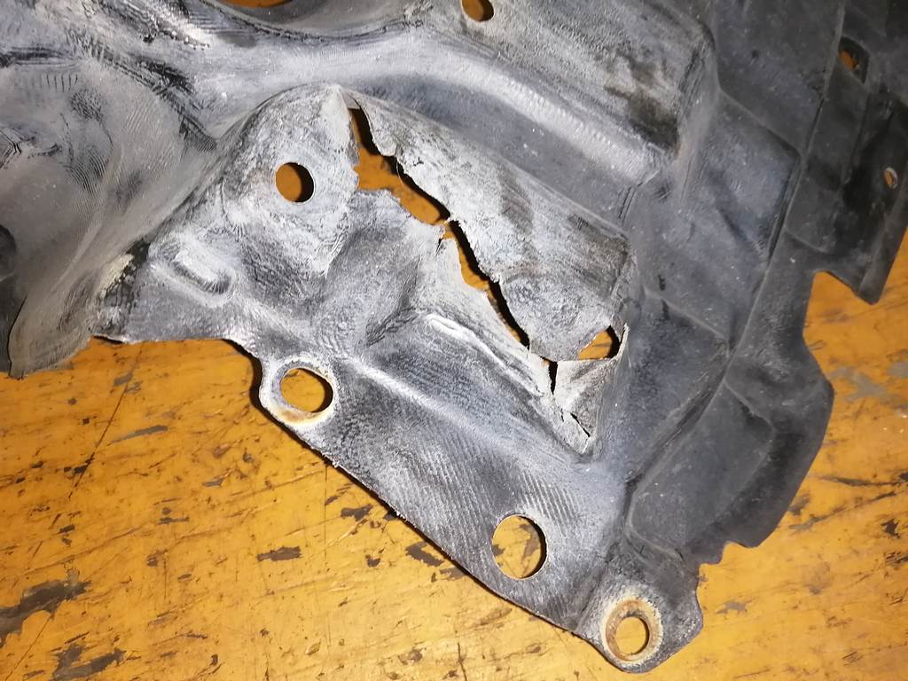 защита двигателя Toyota Vitz