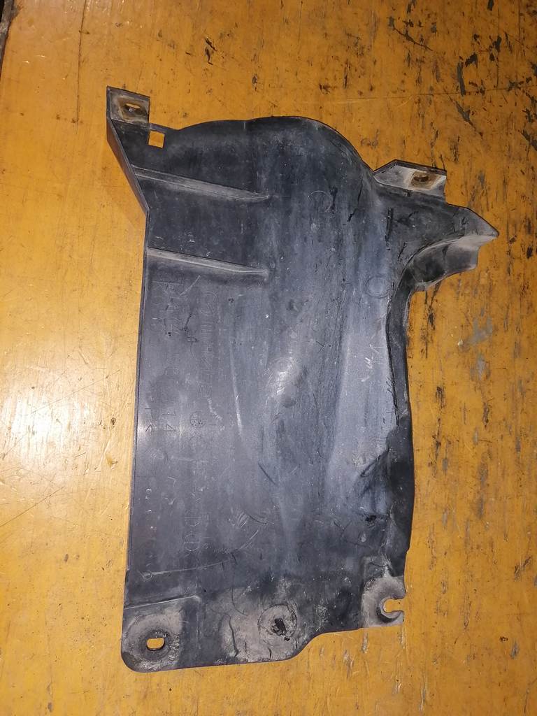 защита двигателя Mazda Axela