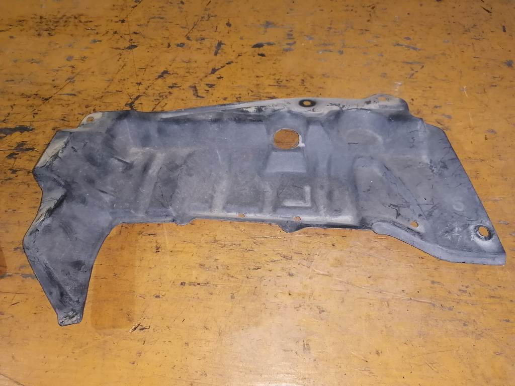 защита двигателя Nissan Serena