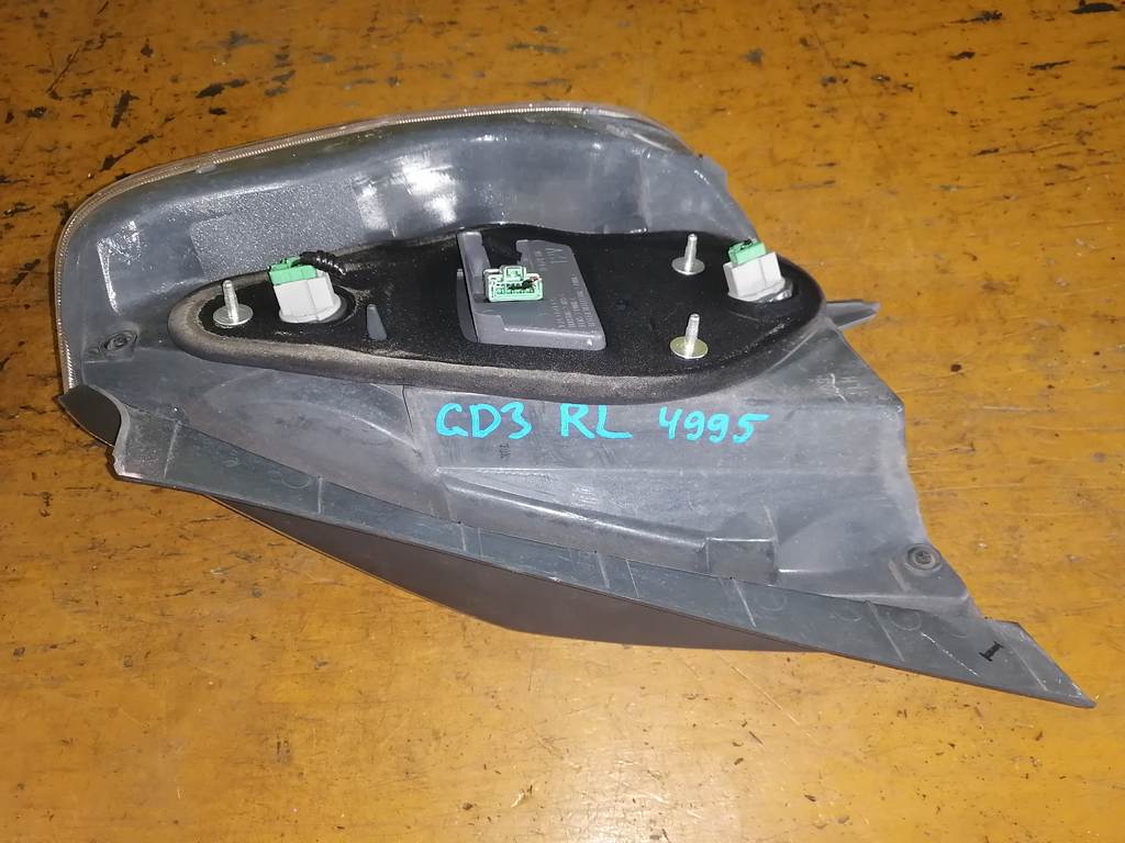 стоп-сигнал Honda Fit