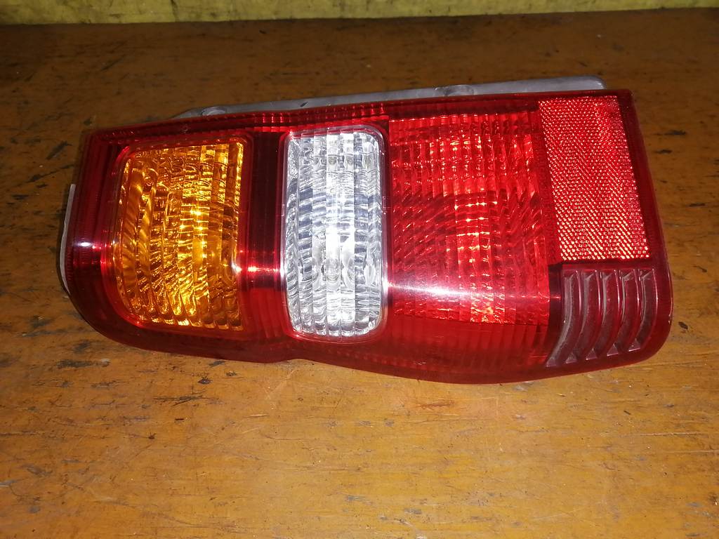 стоп-сигнал Mitsubishi Pajero Mini