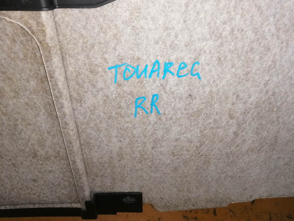 обшивка багажника Volkswagen Touareg
