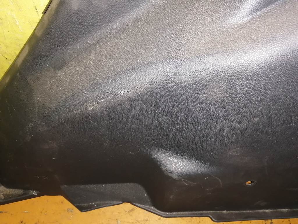 обшивка багажника Mazda Demio