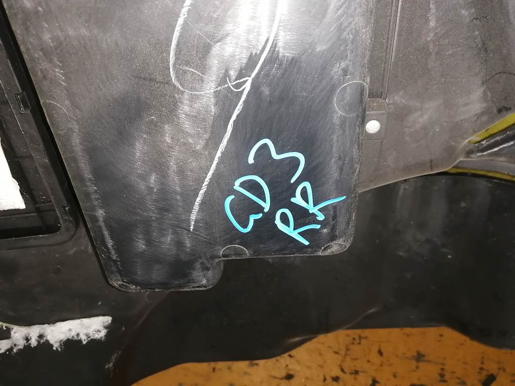 обшивка багажника Honda Fit