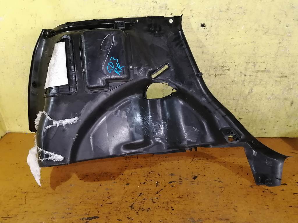 обшивка багажника Honda Fit