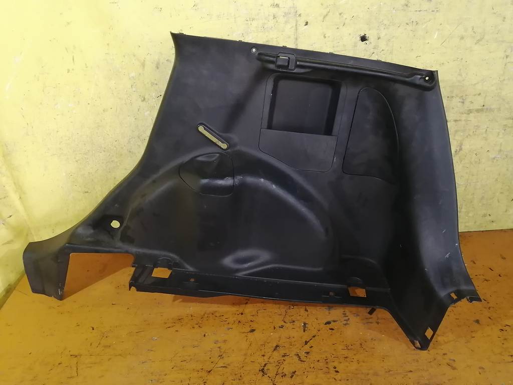 обшивка багажника Honda Fit