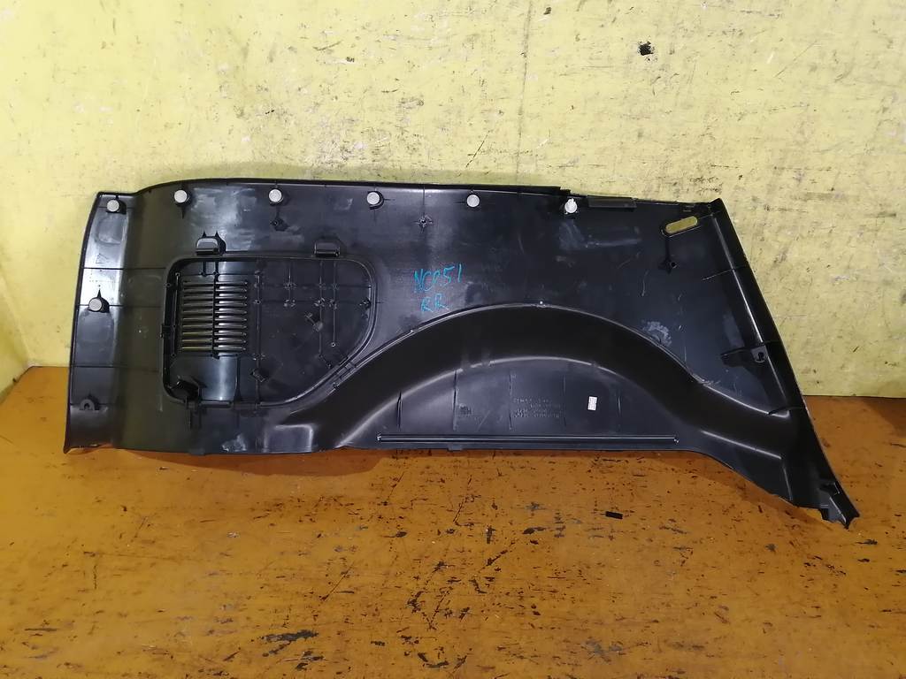 обшивка багажника Toyota Probox
