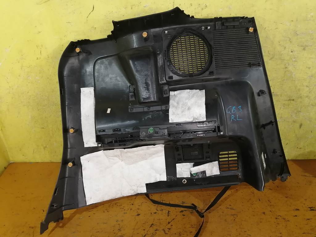 обшивка багажника Honda Freed
