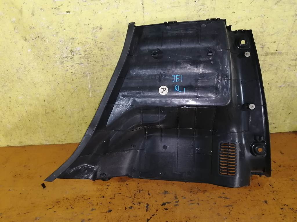 обшивка багажника Honda Zest