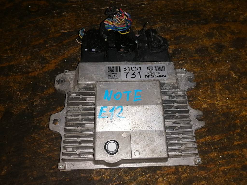 блок управления двс Nissan Note