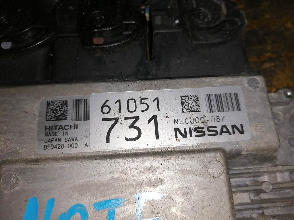 блок управления двс Nissan Note