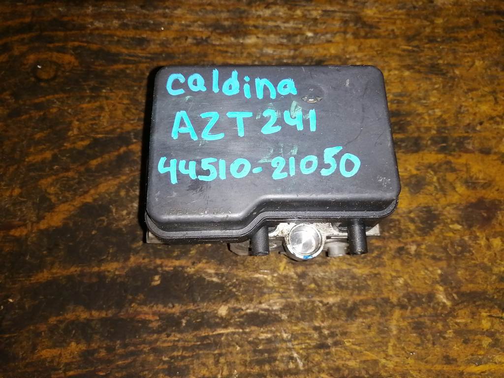 блок abs Toyota Caldina