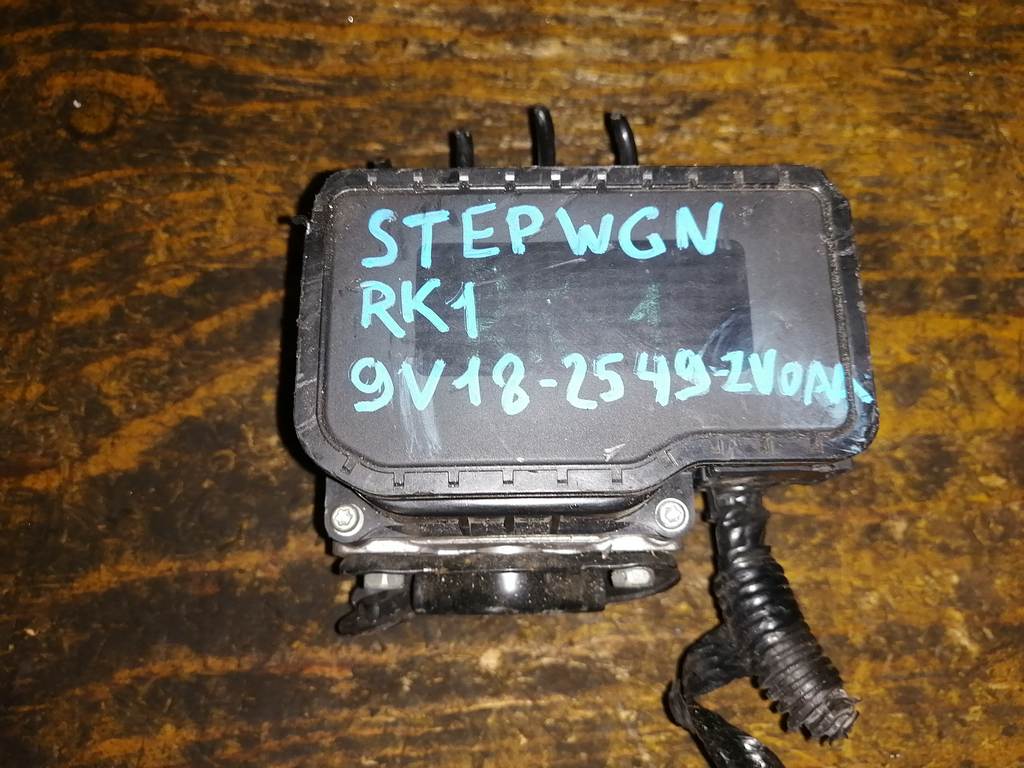 блок abs Honda Stepwgn