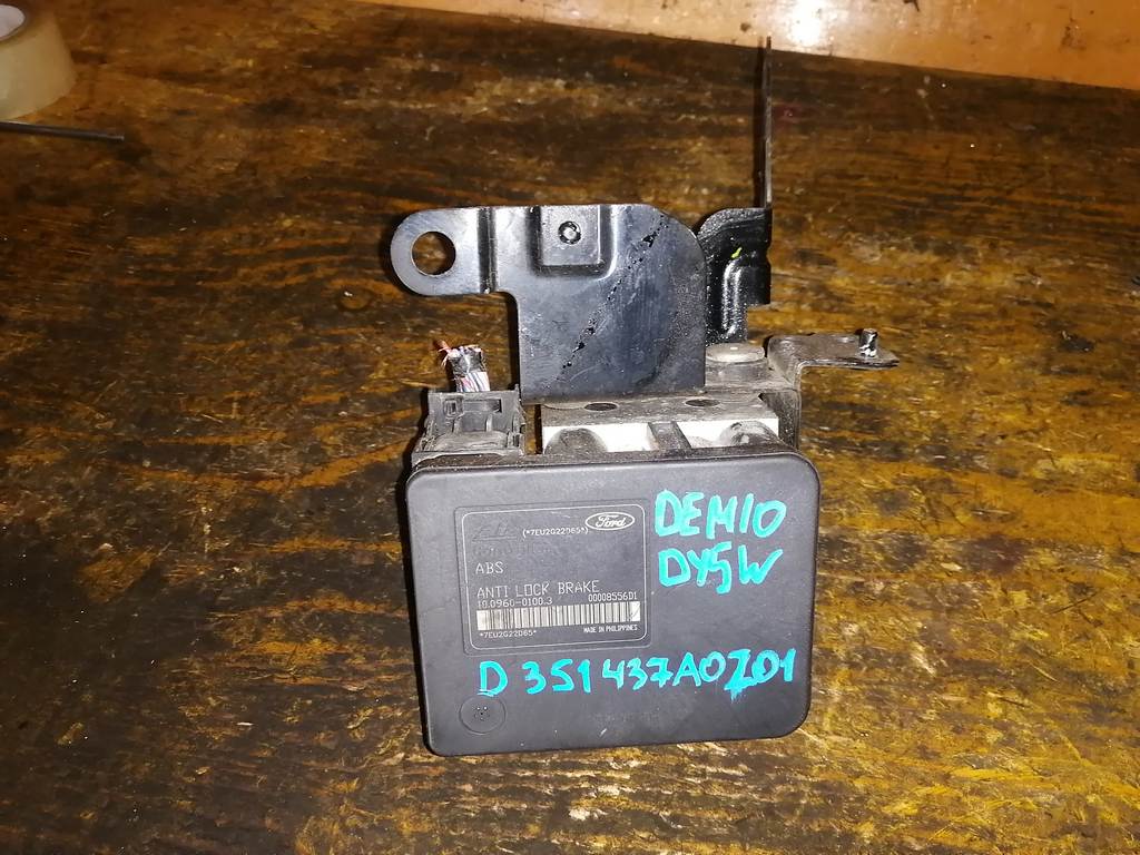 блок abs Mazda Demio