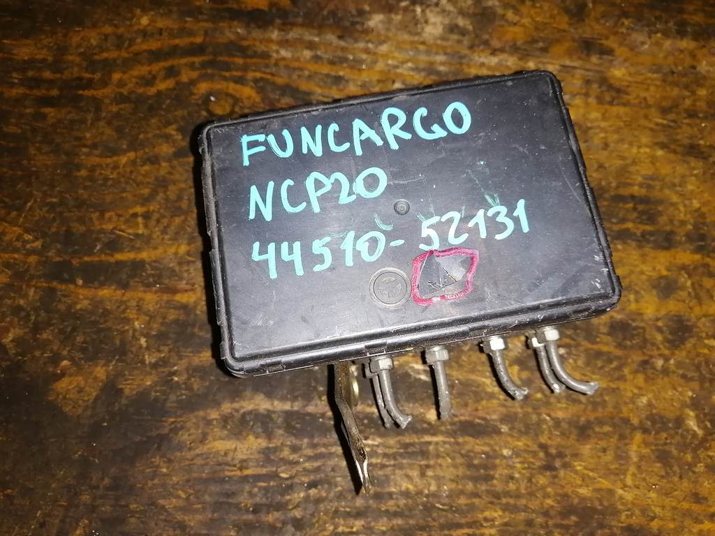 блок abs Toyota Funcargo