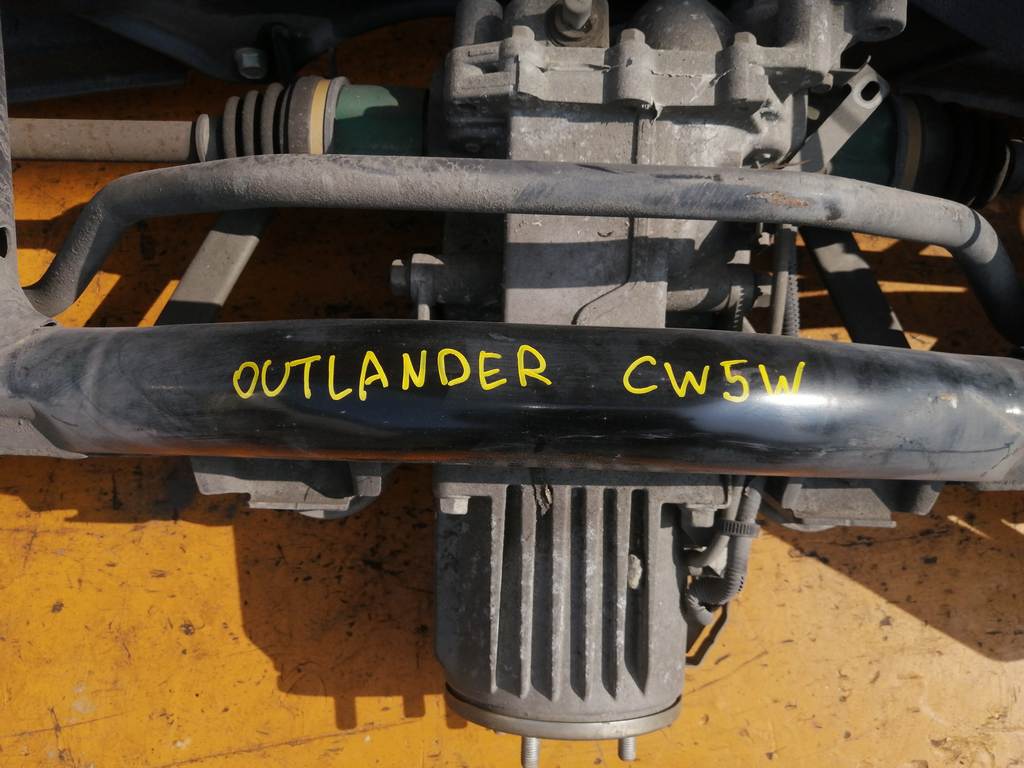 балка Mitsubishi Outlander