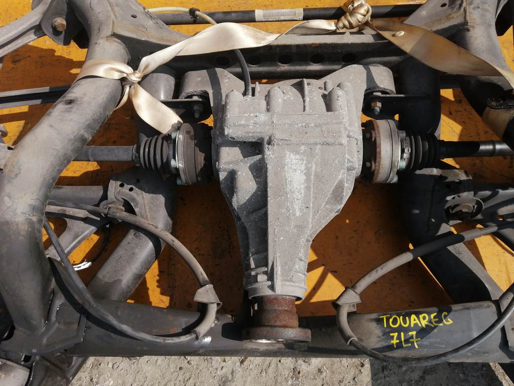 балка Volkswagen Touareg