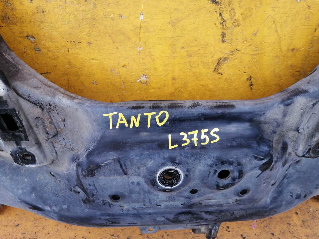 балка Daihatsu Tanto