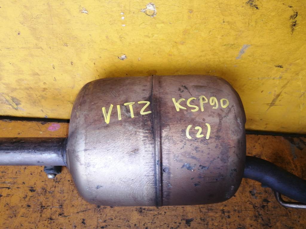 глушитель Toyota Vitz