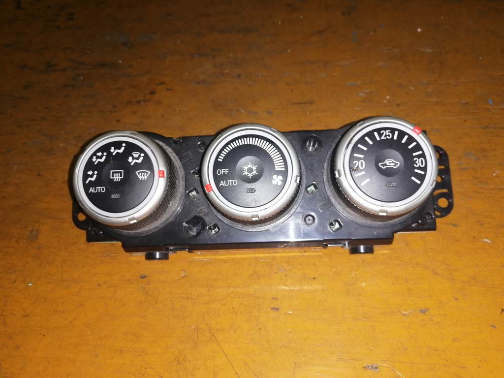 климат-контроль Suzuki SX4