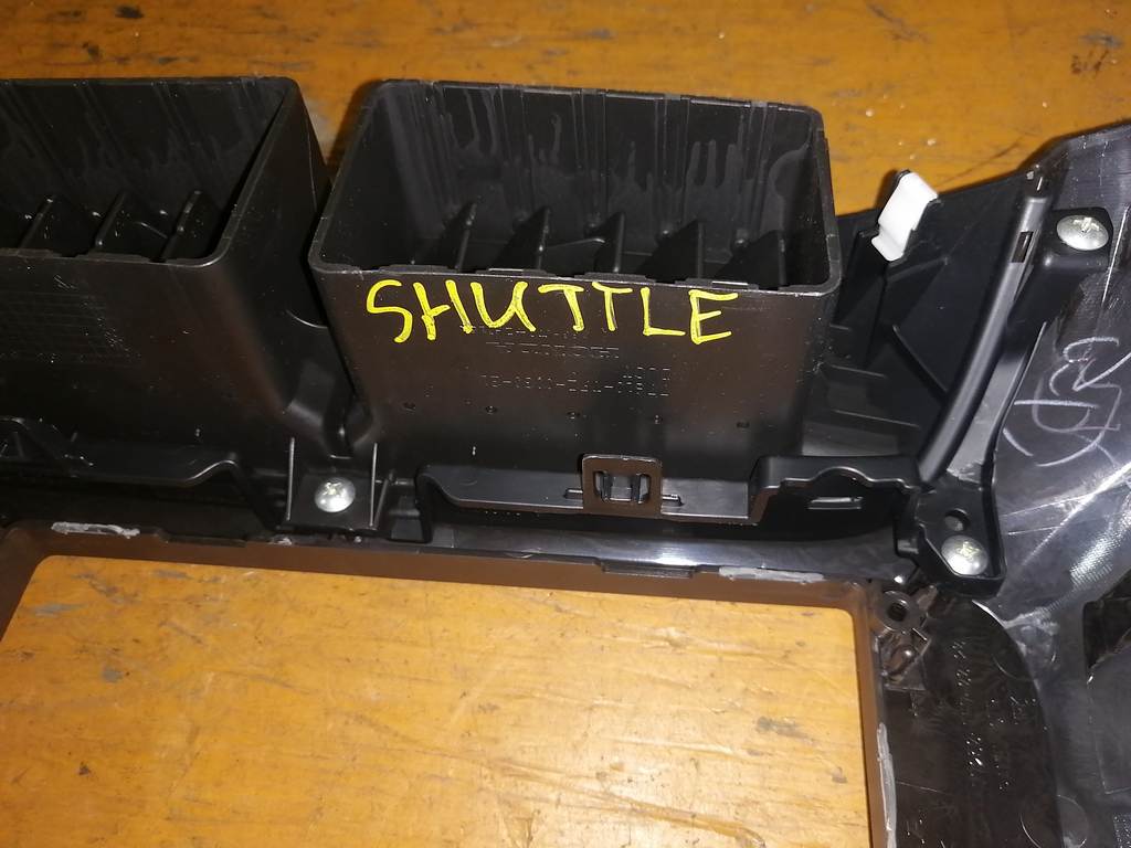 консоль магнитофона Honda Fit Shuttle