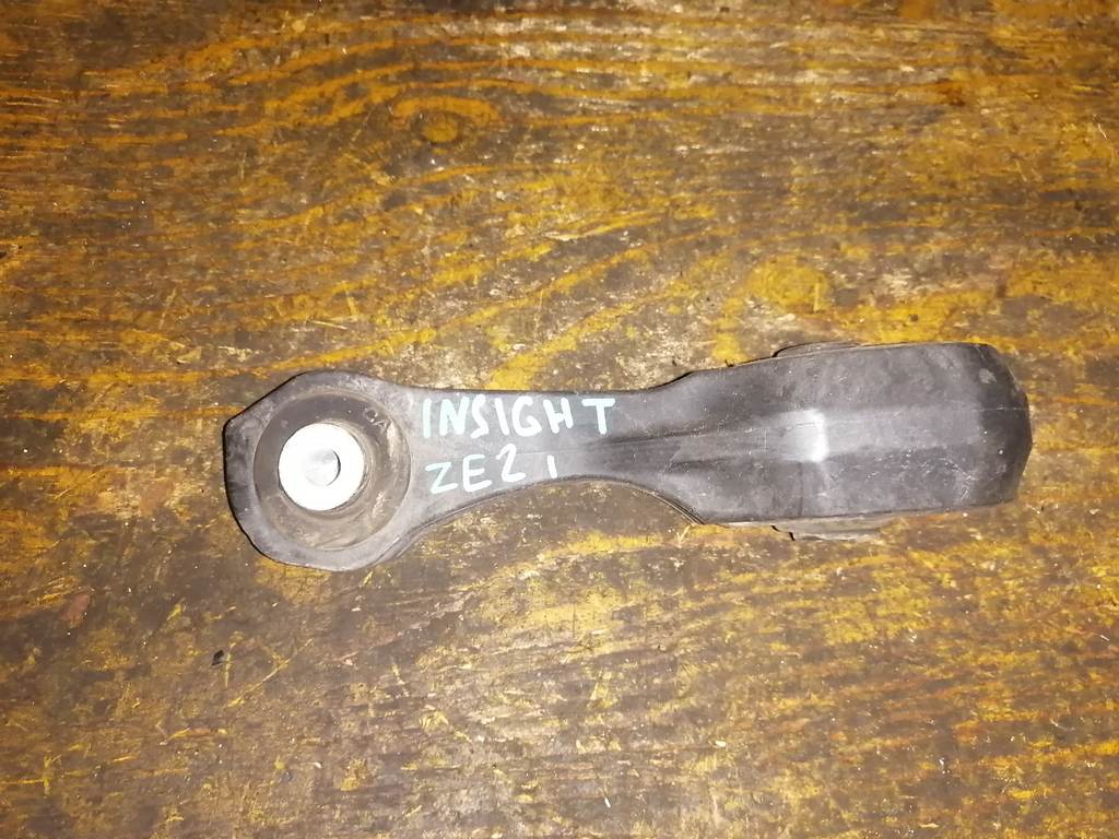 подушка двигателя Honda Insight