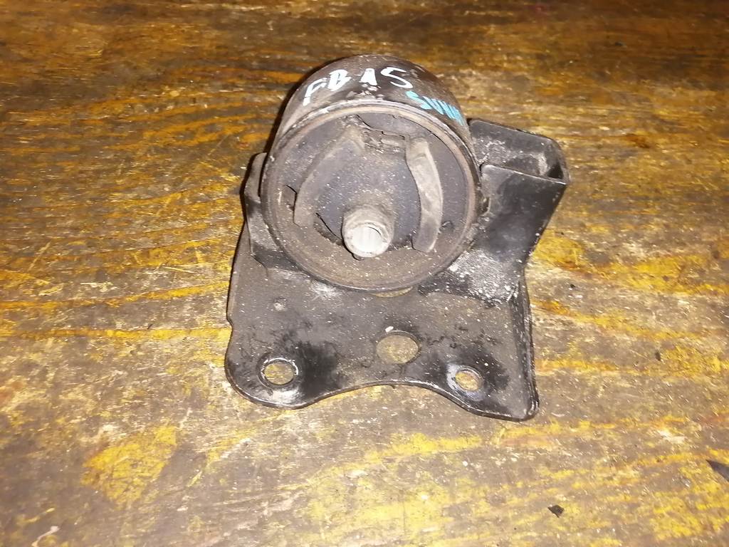 подушка двигателя Nissan Sunny