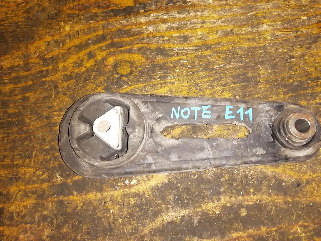 подушка двигателя Nissan Note