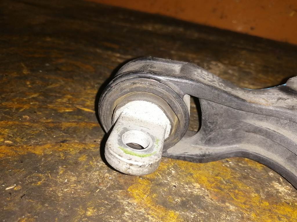 подушка двигателя Honda Stepwgn