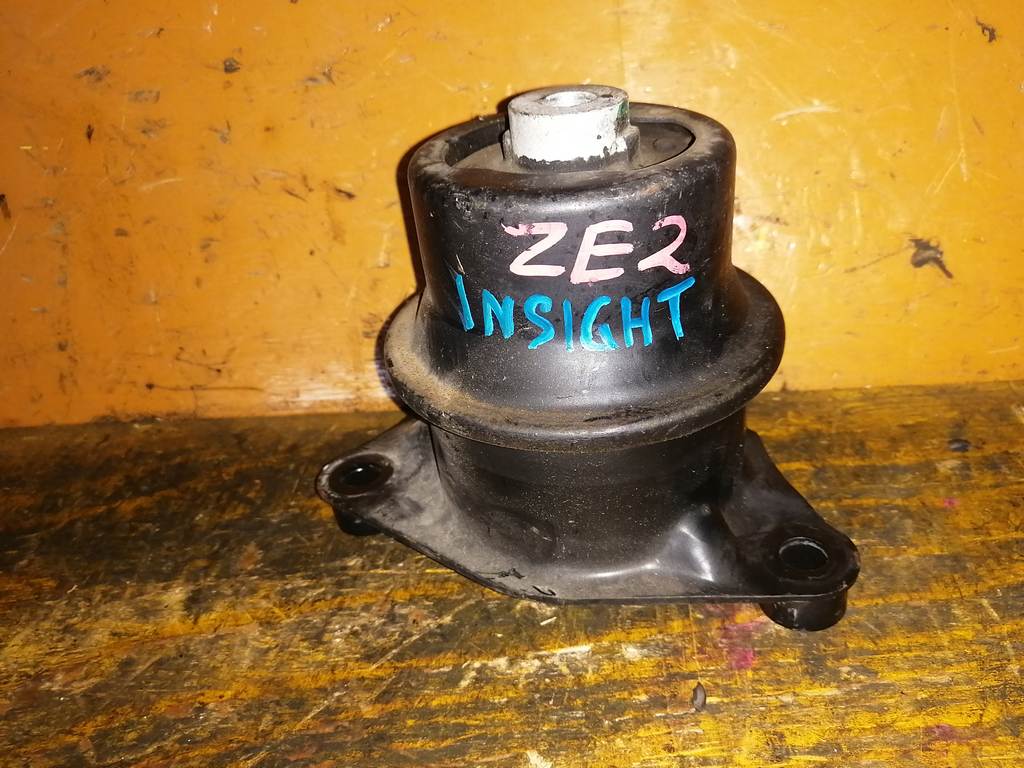 подушка двигателя Honda Insight