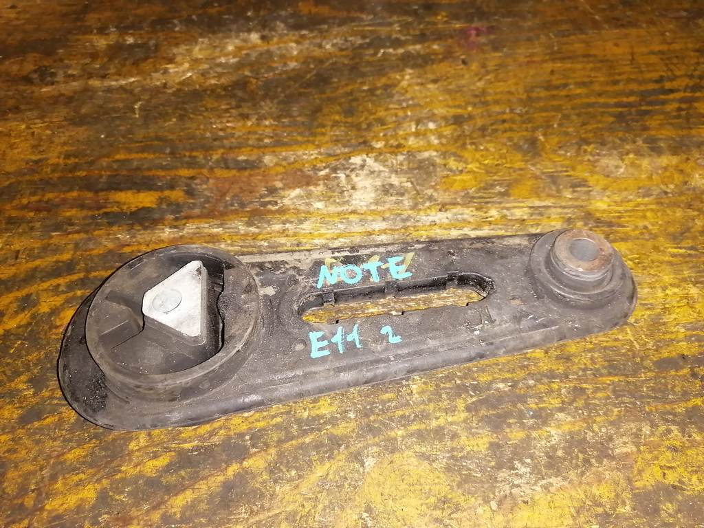 подушка двигателя Nissan Note
