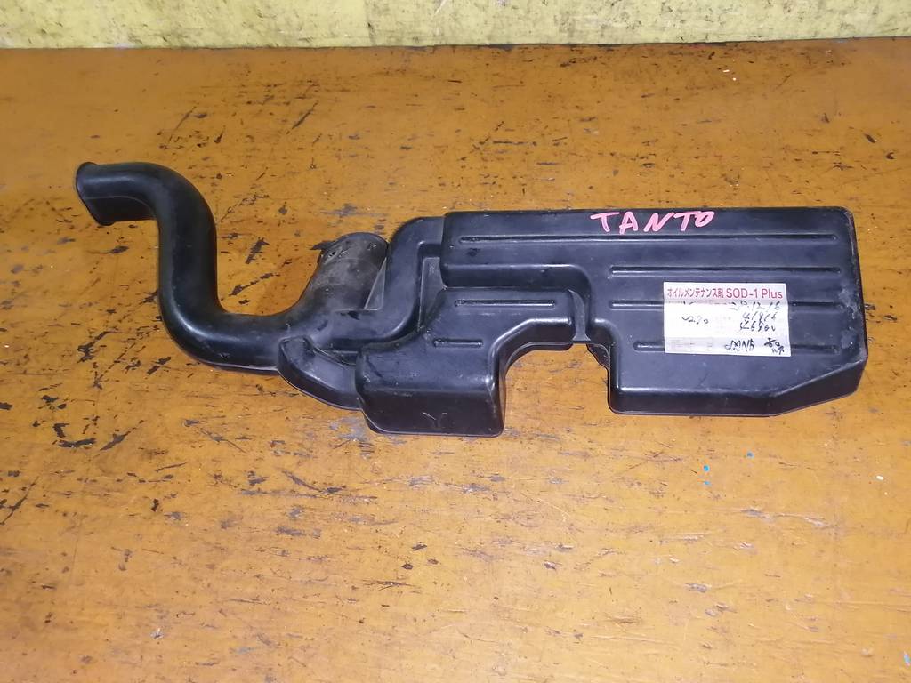 воздухозаборник Daihatsu Tanto